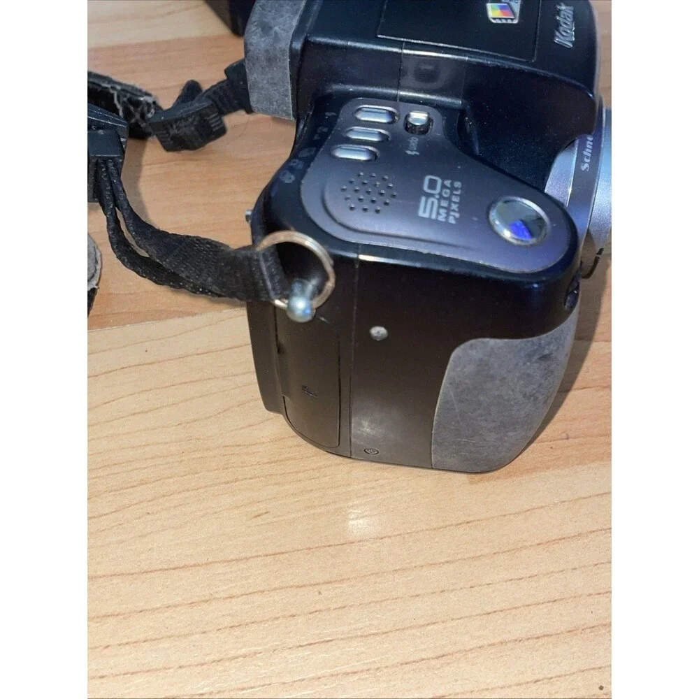 Kodak EasyShare DX7590 5MP Digital Camera 10x Zoom Tested Works w/Battery & AC